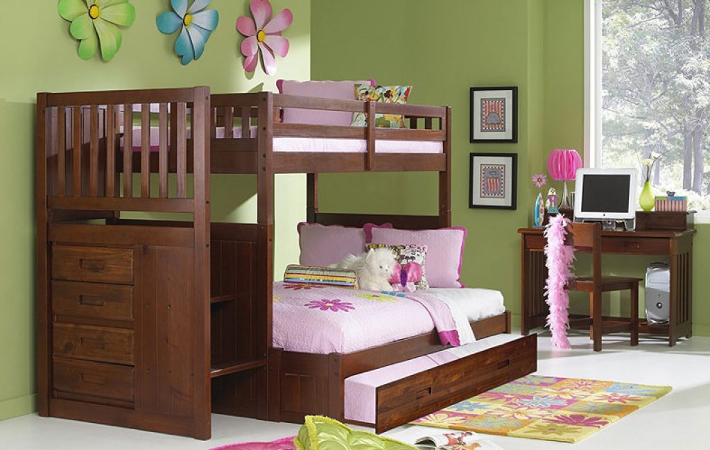 well set bunk bed in bedroom
