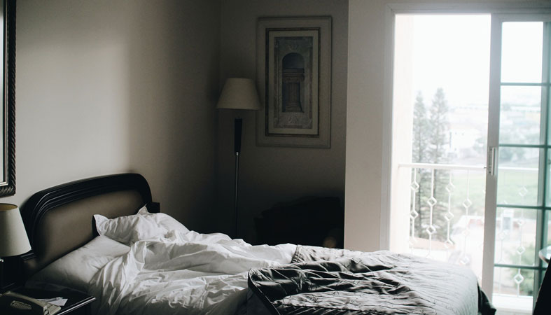natural-light-in-bedroom natural light in bedroom