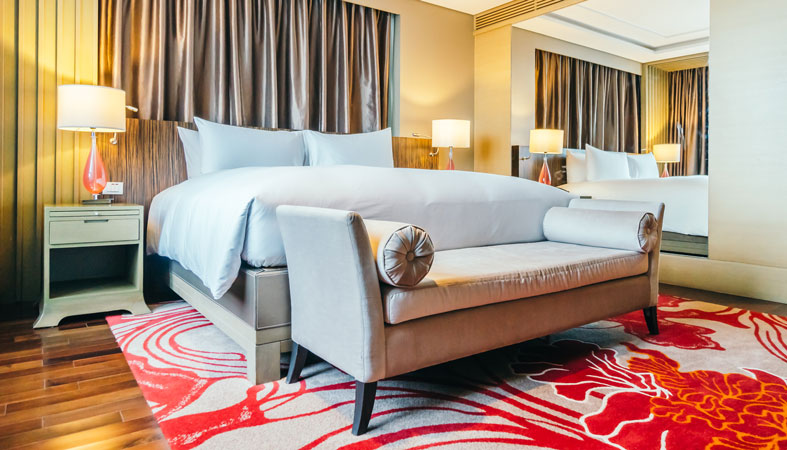 luxury-hotel-room luxury hotel room