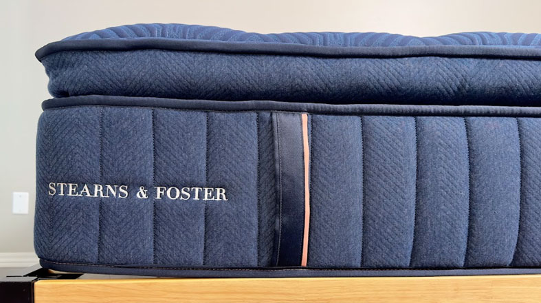 Stearns-&-Foster-Lux-Estate-close-up-image Stearns & Foster Lux Estate close-up image