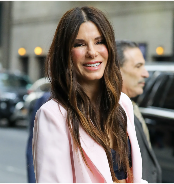 Sandra Bullock announces that she only uses organic mattresses in her house.